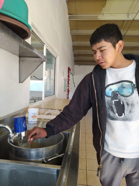 Donativo filtro de agua a Casa del Estudiante Indígena Creel Chihuahua