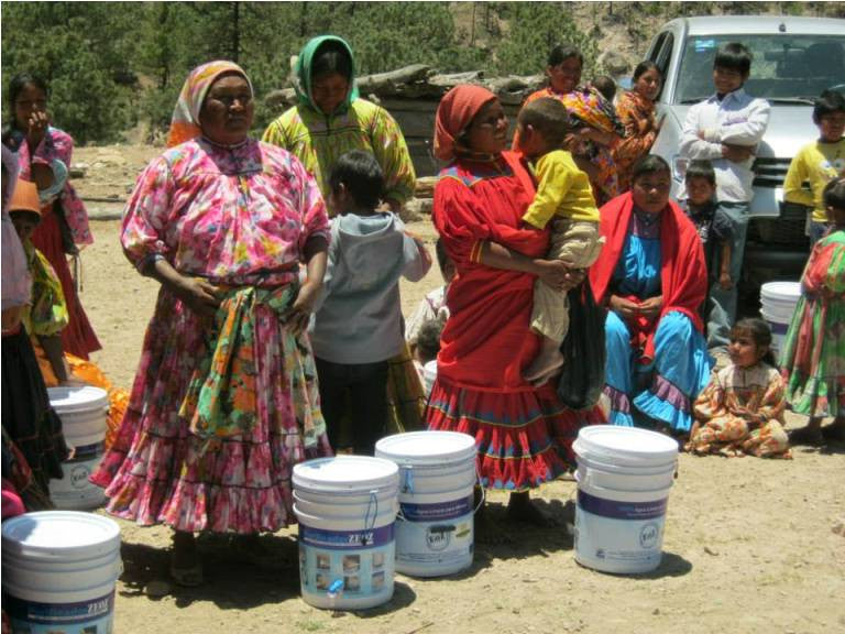 Filtro de agua de fibras huecas + cubeta 20 litros | FiltrEOZ rural